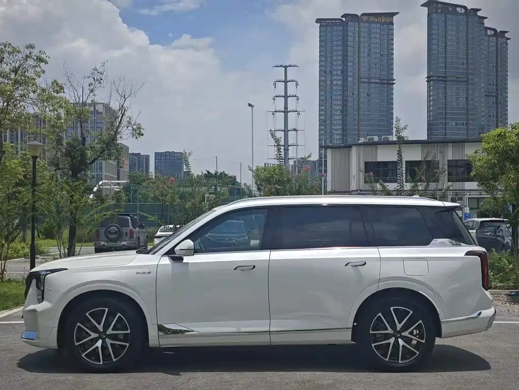 GAC Motor Trumpchi ES9 — фото 6
