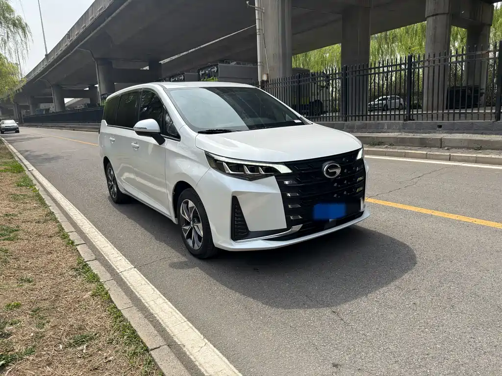 GAC Motor Trumpchi M6 — фото 2