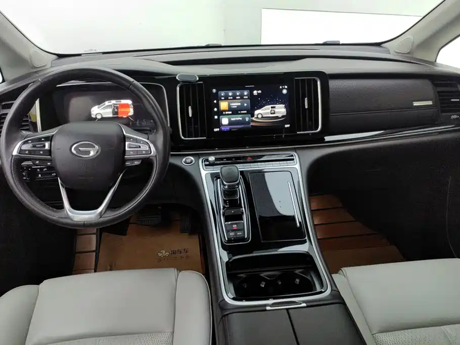 GAC Motor Trumpchi M8 — фото 13