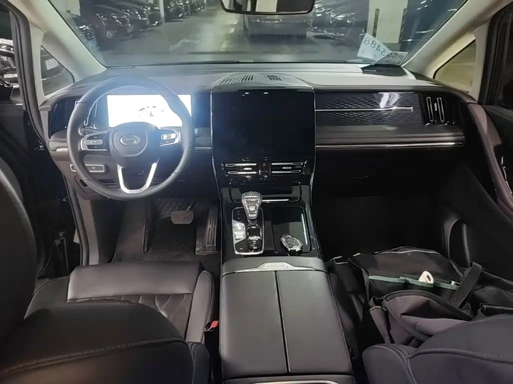 GAC Motor Trumpchi M8 — фото 10