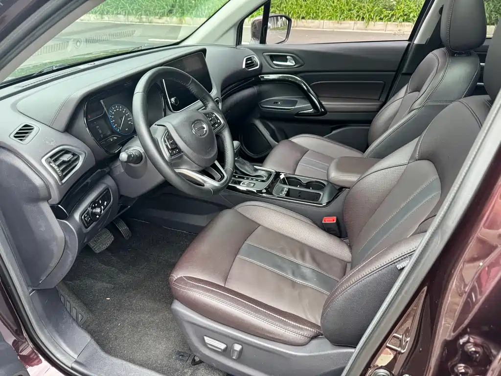 GAC Motor Trumpchi GS4 — фото 4