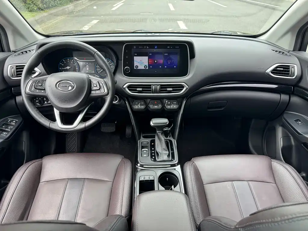 GAC Motor Trumpchi GS4 — фото 9