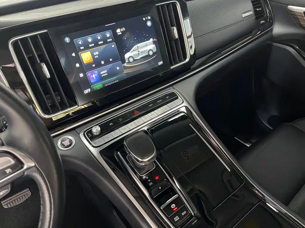 GAC Motor Trumpchi M8 — фото 21