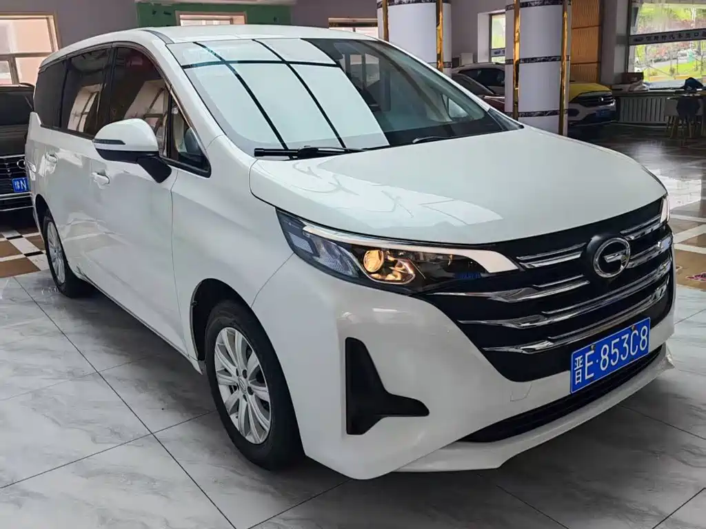 GAC Motor Trumpchi M6 — фото 3