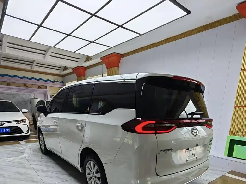 GAC Motor Trumpchi M6 — фото 8