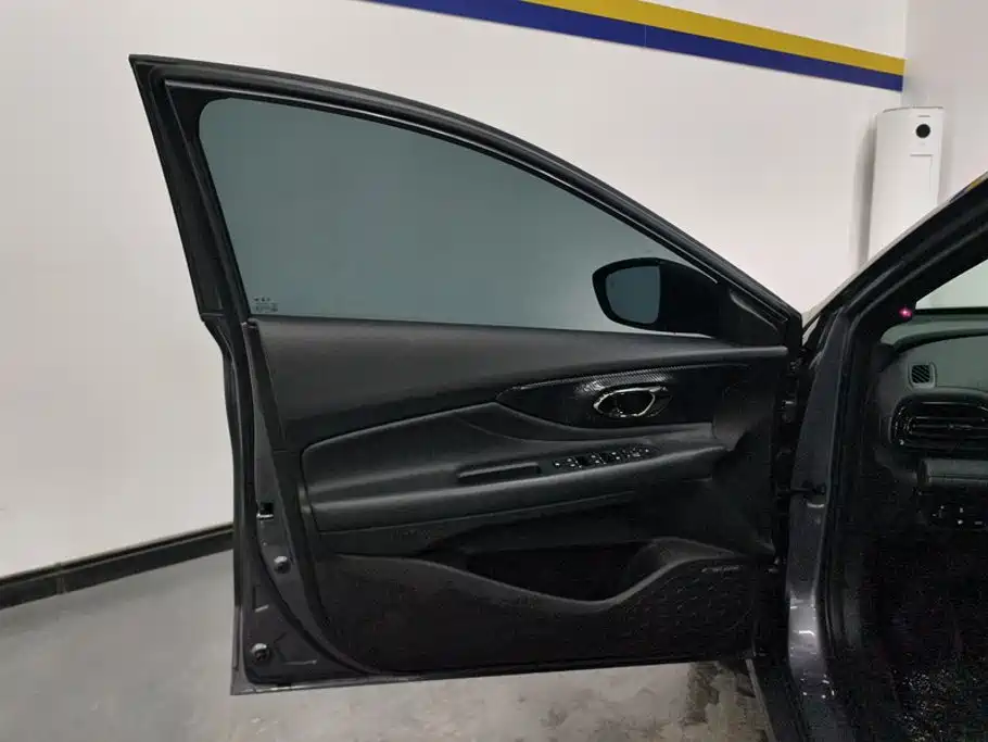 GAC Motor Shadow Leopard — фото 7
