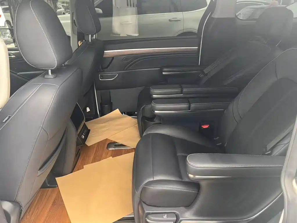 GAC Motor Trumpchi M8 — фото 11