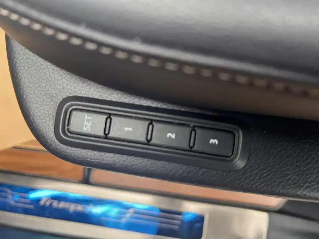 GAC Motor Trumpchi M8 — фото 14