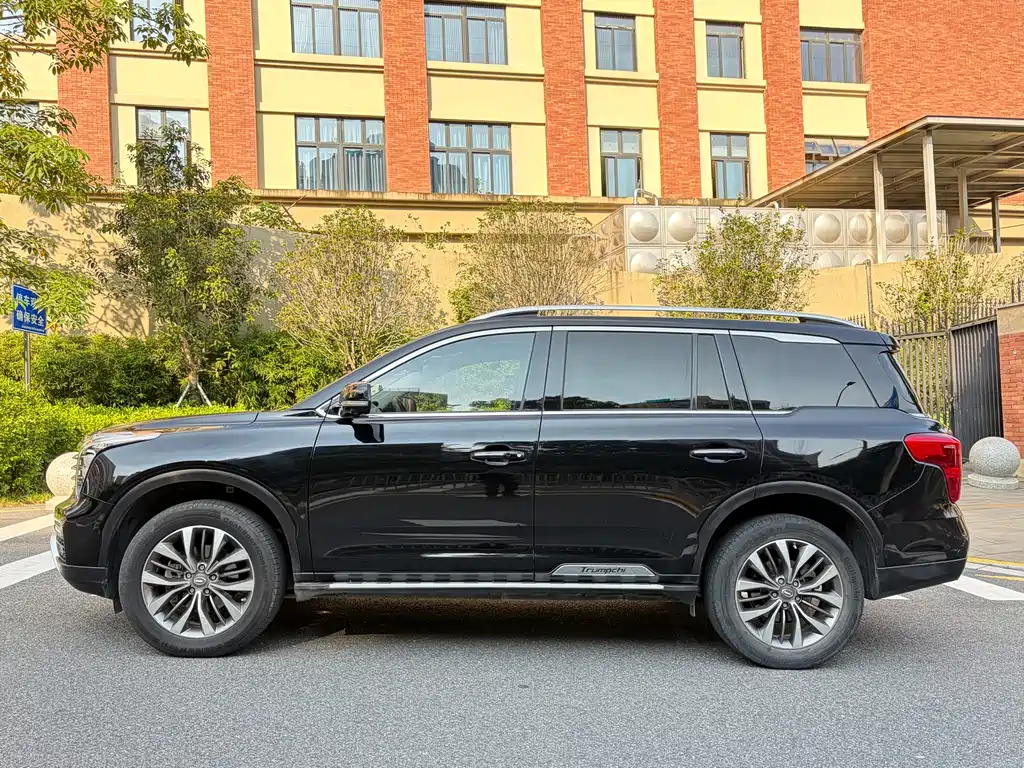 GAC Motor Trumpchi GS8 — фото 2