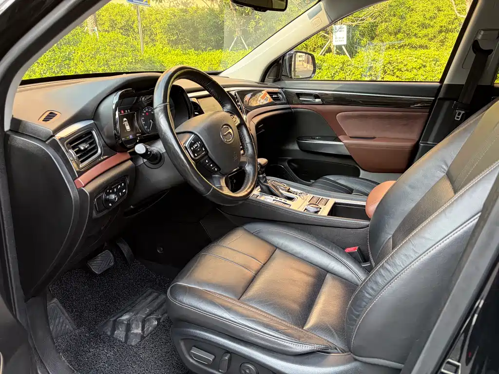 GAC Motor Trumpchi GS8 — фото 7