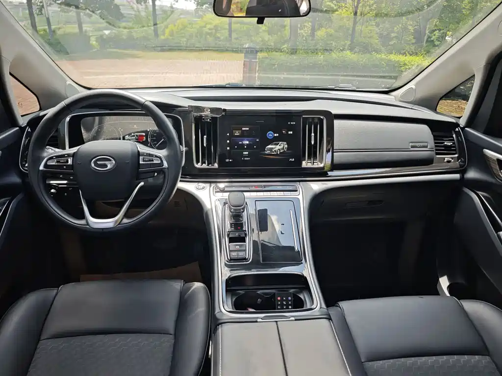GAC Motor Trumpchi M8 — фото 11