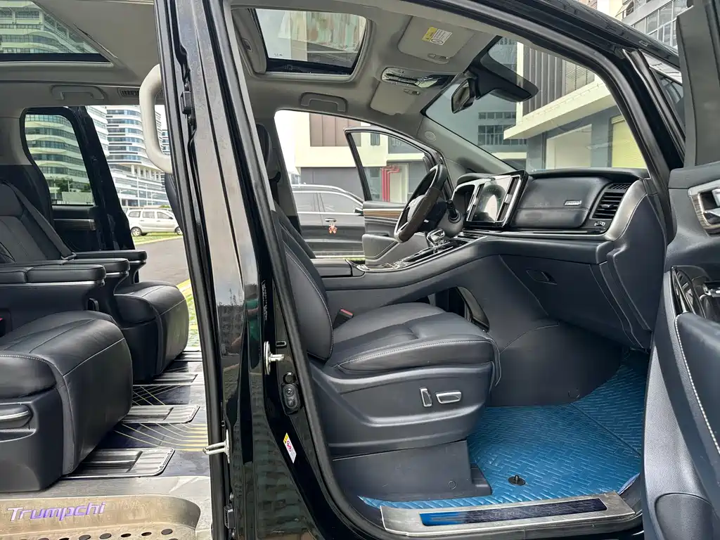 GAC Motor Trumpchi M8 — фото 5