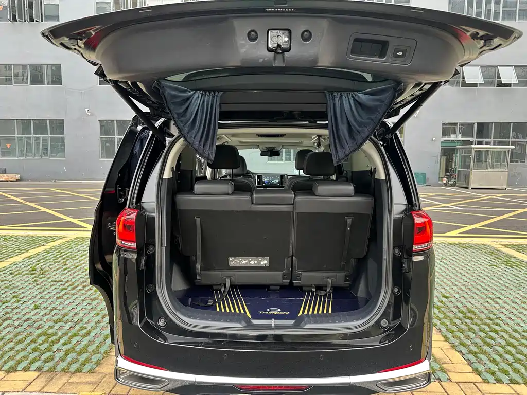 GAC Motor Trumpchi M8 — фото 10