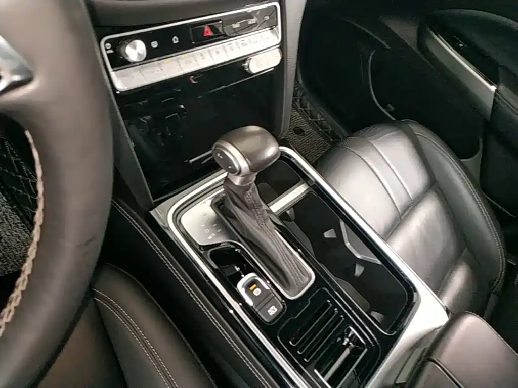 GAC Motor Trumpchi GS8 — фото 14