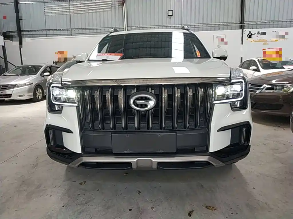 GAC Motor Trumpchi GS8 — фото 3