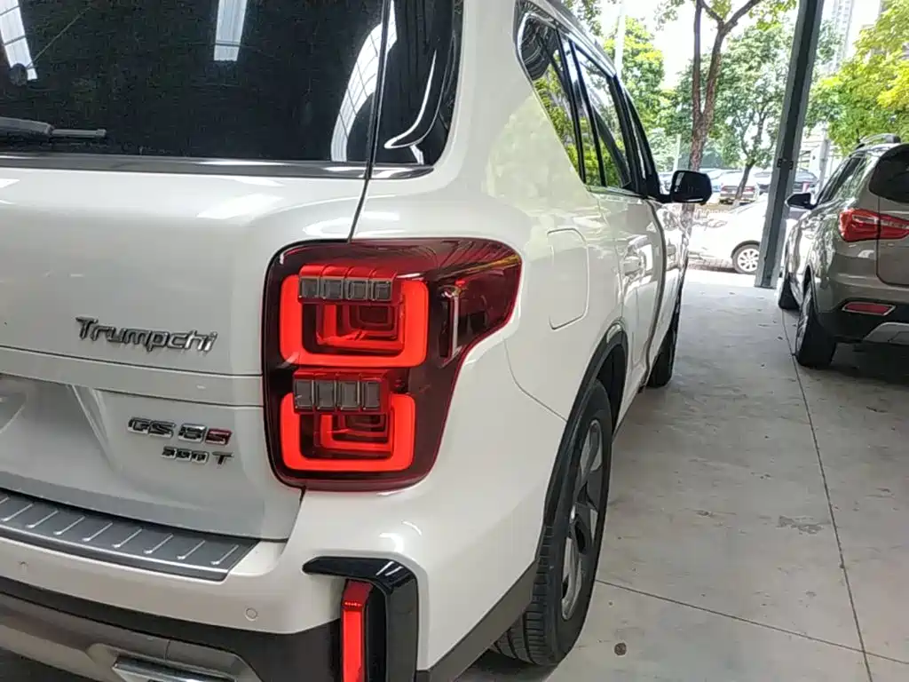 GAC Motor Trumpchi GS8 — фото 8
