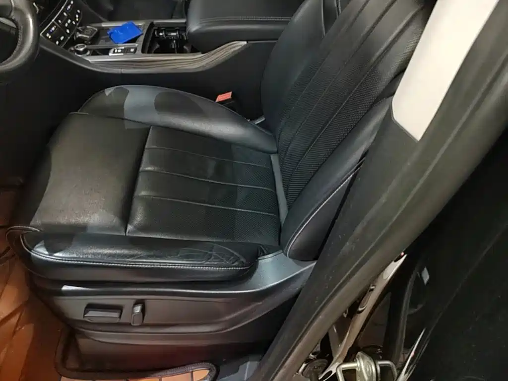 GAC Motor Trumpchi M8 — фото 15