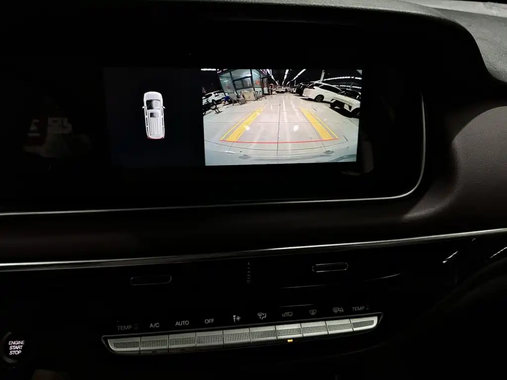 GAC Motor Trumpchi M6 — фото 10