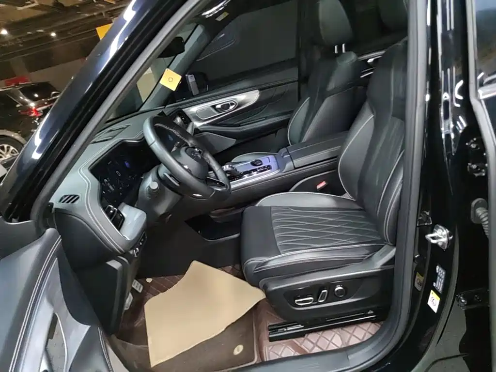 GAC Motor Trumpchi GS8 — фото 15