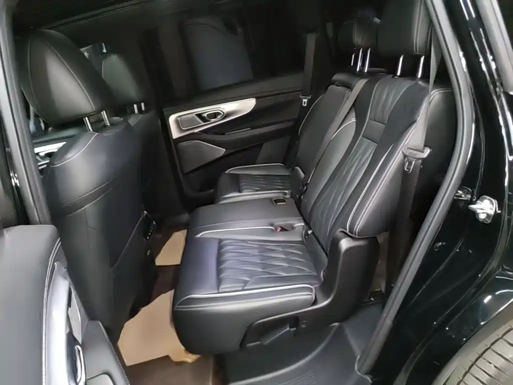 GAC Motor Trumpchi GS8 — фото 17