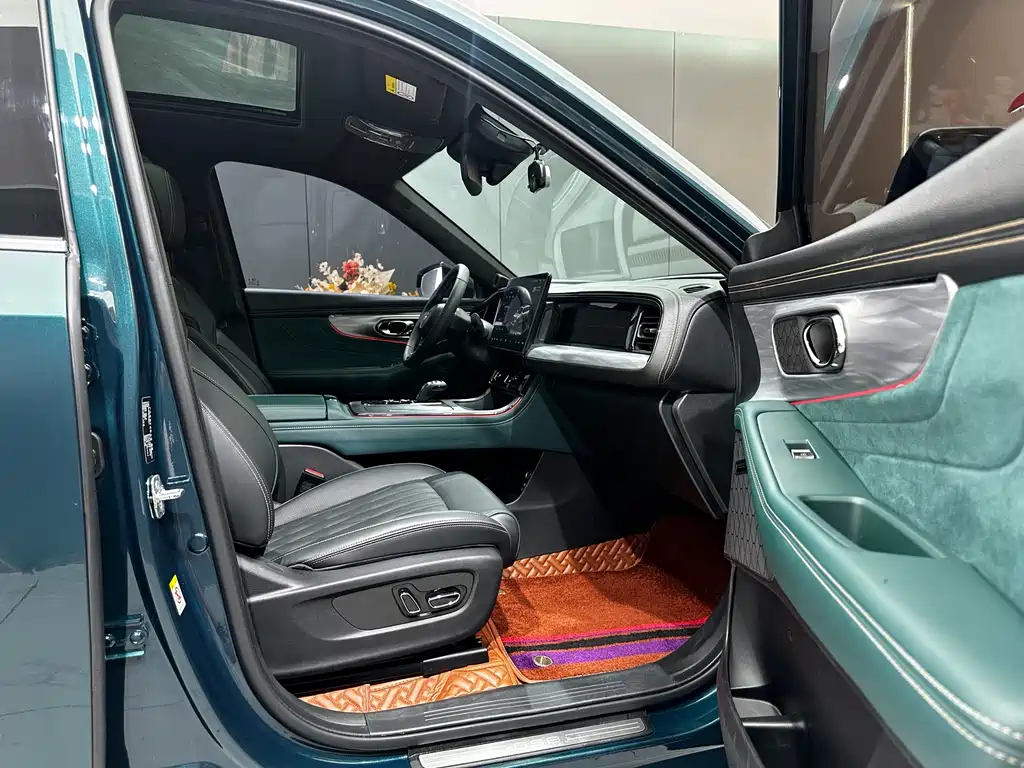 GAC Motor Trumpchi GS8 — фото 11