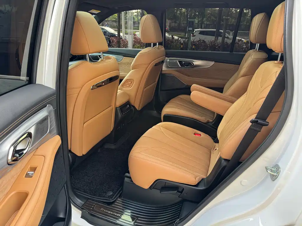 GAC Motor Trumpchi ES9 — фото 9