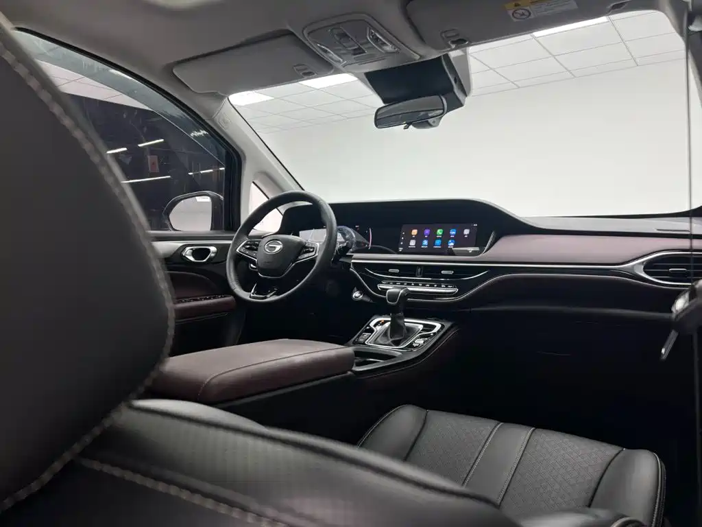 GAC Motor Trumpchi M6 — фото 17
