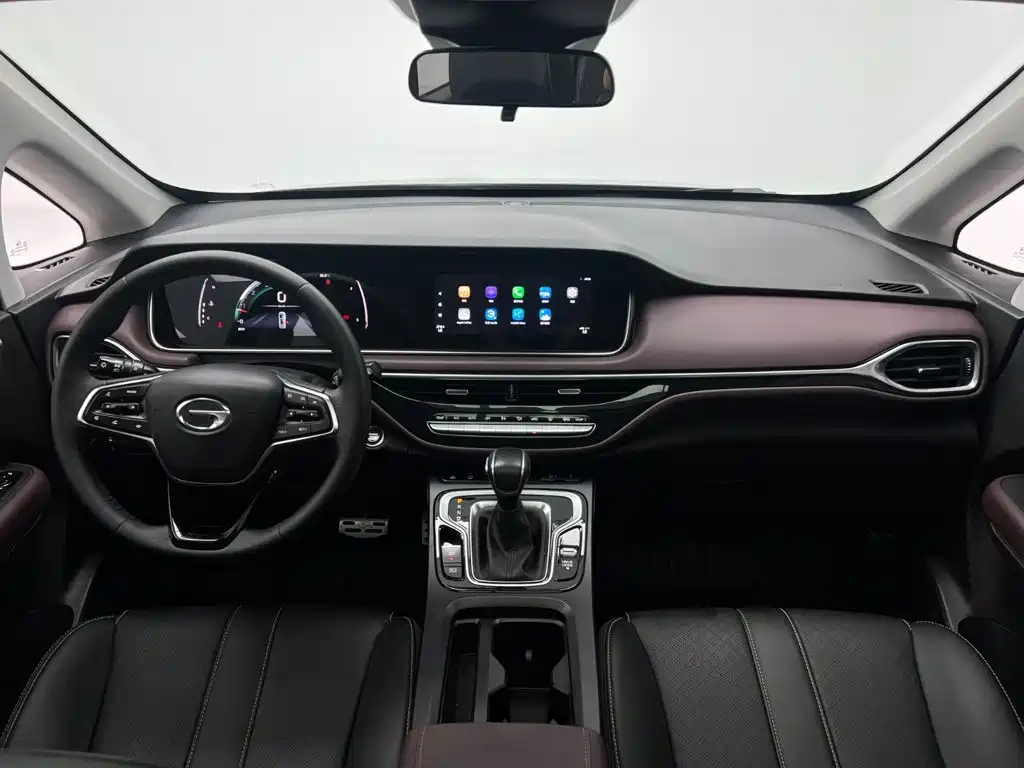 GAC Motor Trumpchi M6 — фото 21