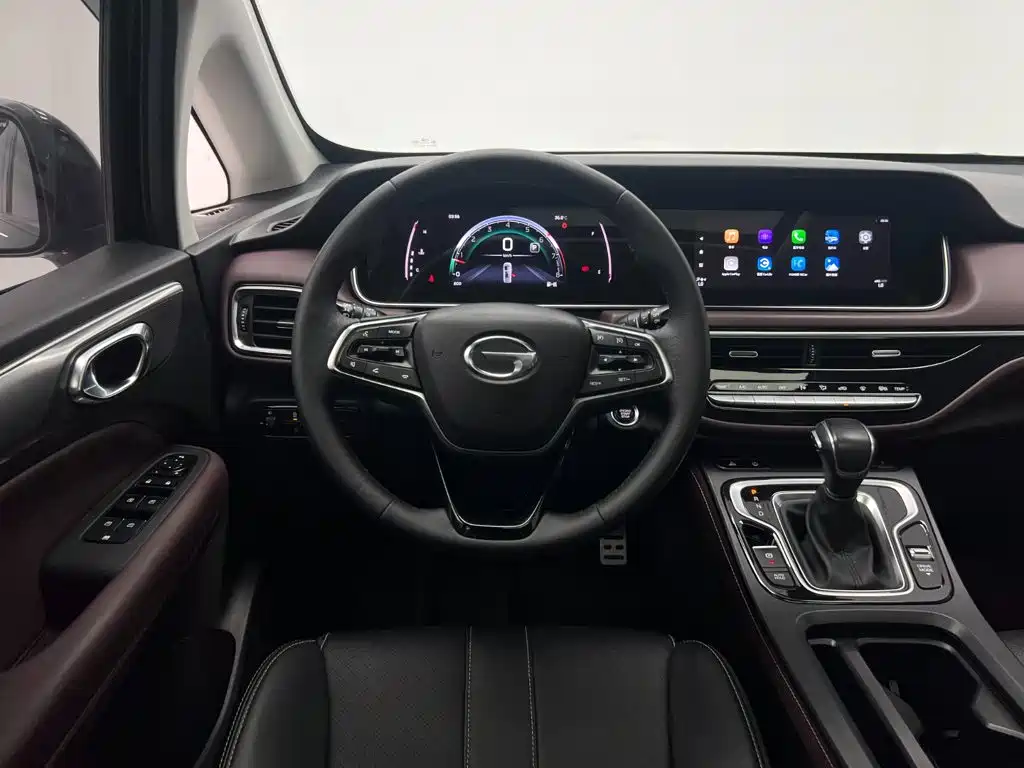 GAC Motor Trumpchi M6 — фото 22