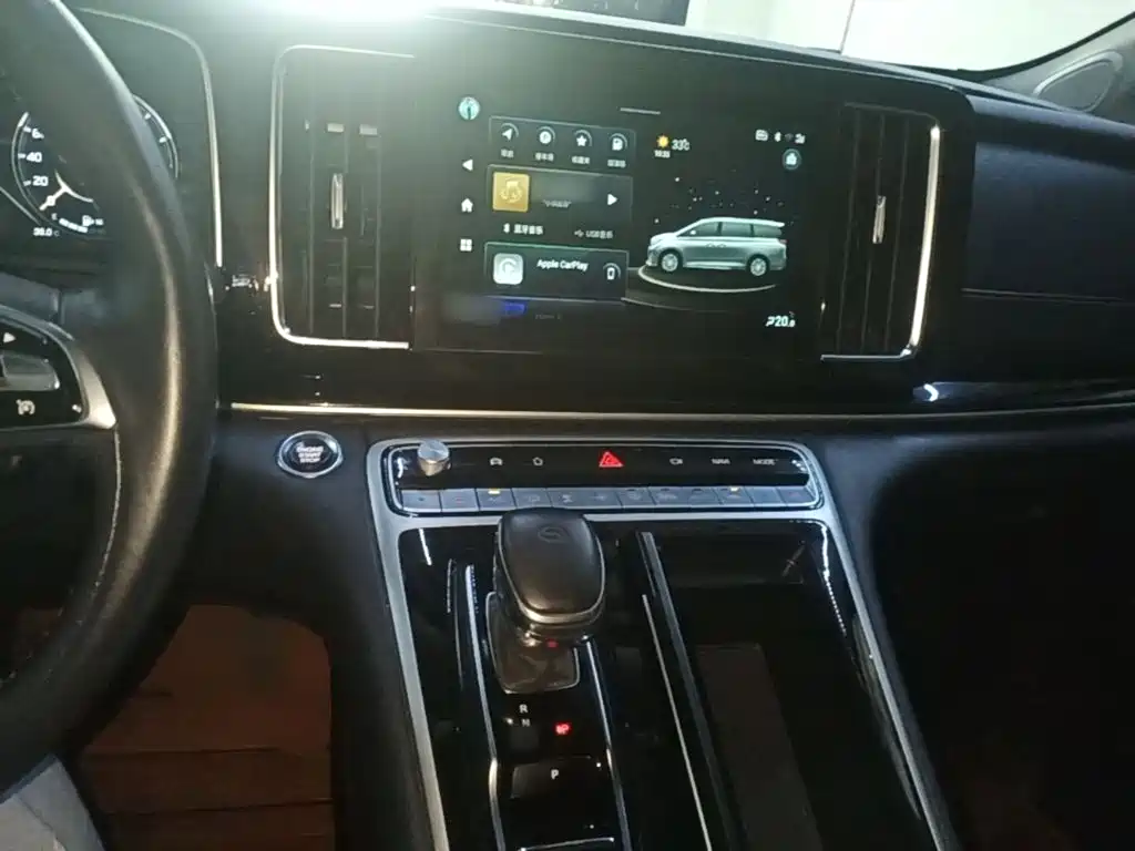 GAC Motor Trumpchi M8 — фото 10