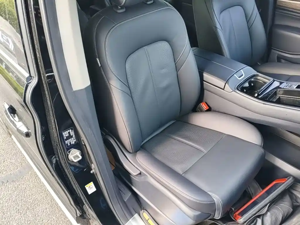 GAC Motor Trumpchi M8 — фото 25