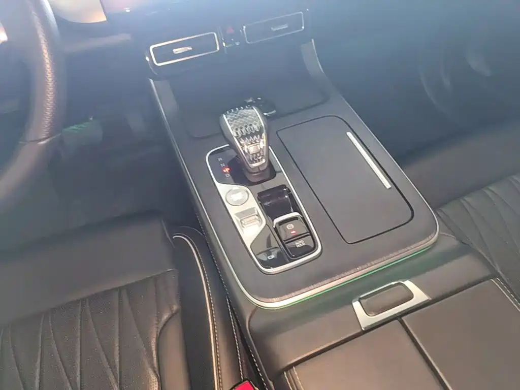 GAC Motor Trumpchi GS8 — фото 14