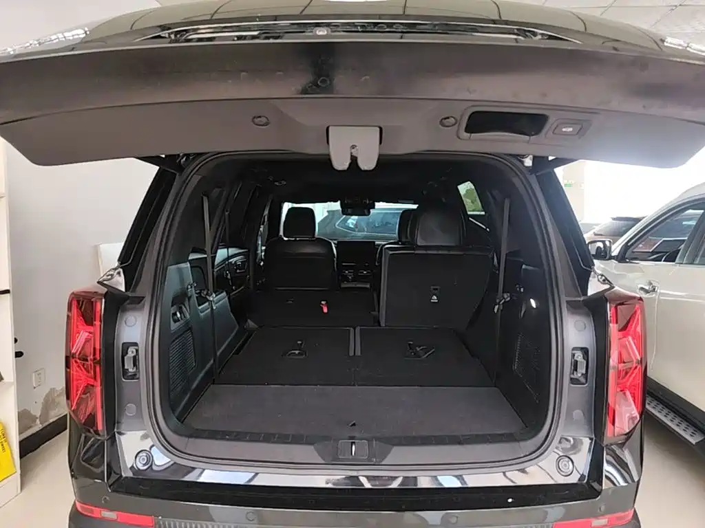 GAC Motor Trumpchi GS8 — фото 19