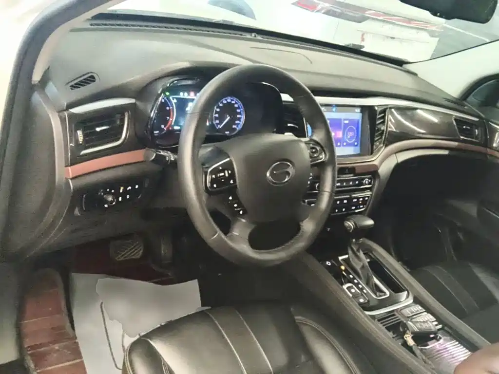 GAC Motor Trumpchi GS8 — фото 10