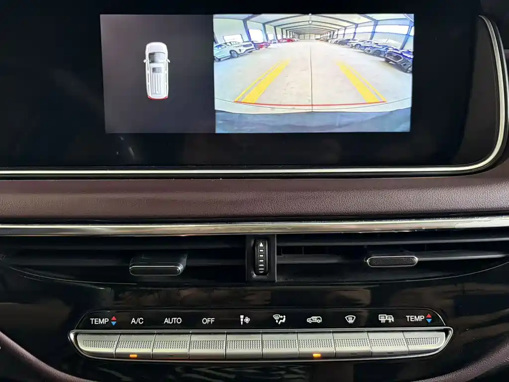GAC Motor Trumpchi M6 — фото 16