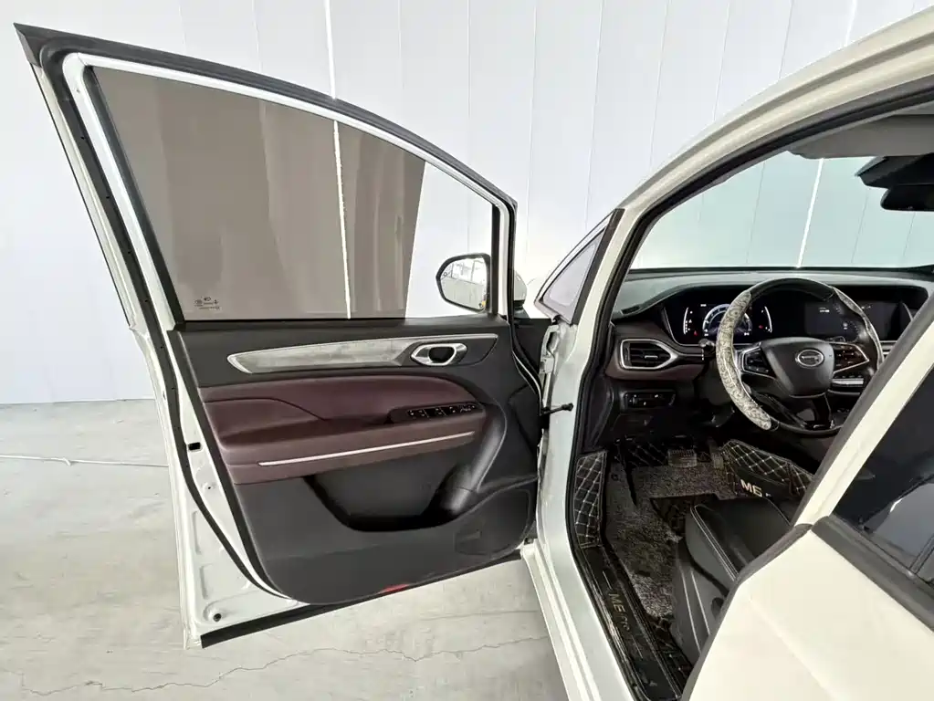 GAC Motor Trumpchi M6 — фото 23