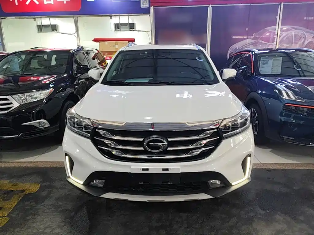 GAC Motor Trumpchi GS4 — фото 3