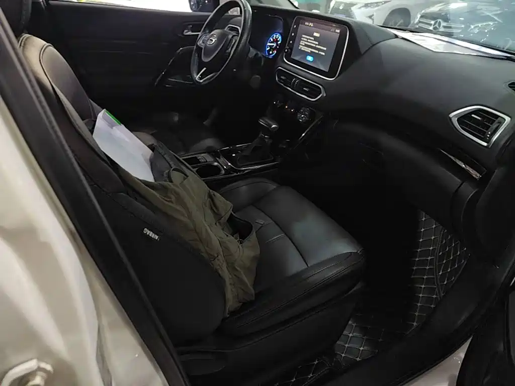 GAC Motor Trumpchi GS4 — фото 25