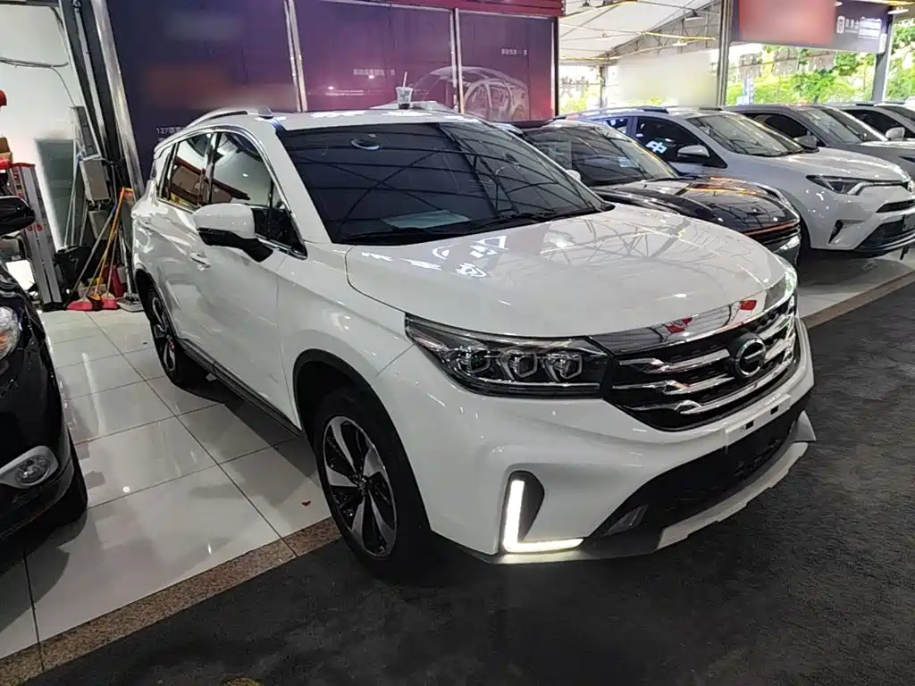 GAC Motor Trumpchi GS4 — фото 4