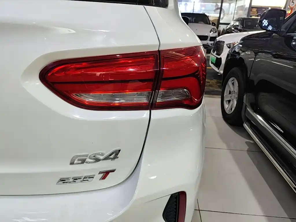 GAC Motor Trumpchi GS4 — фото 8