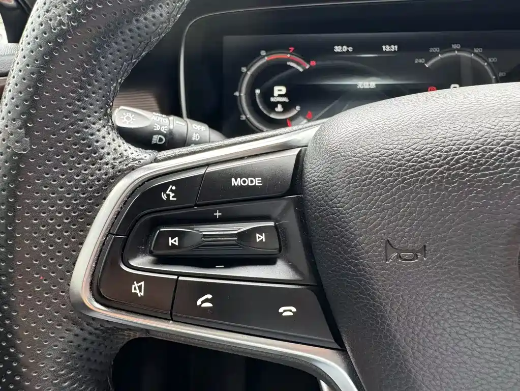 GAC Motor Trumpchi GA6 — фото 25