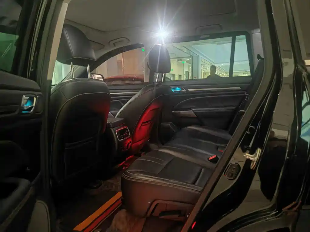 GAC Motor Trumpchi GS8 — фото 8