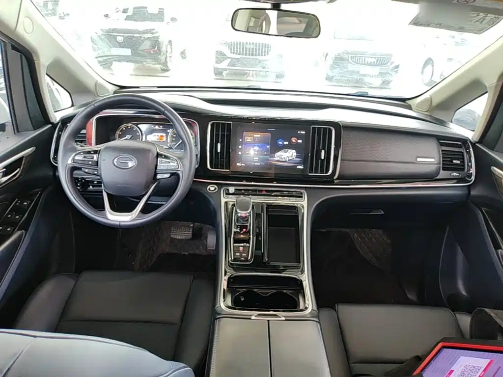 GAC Motor Trumpchi M8 — фото 10