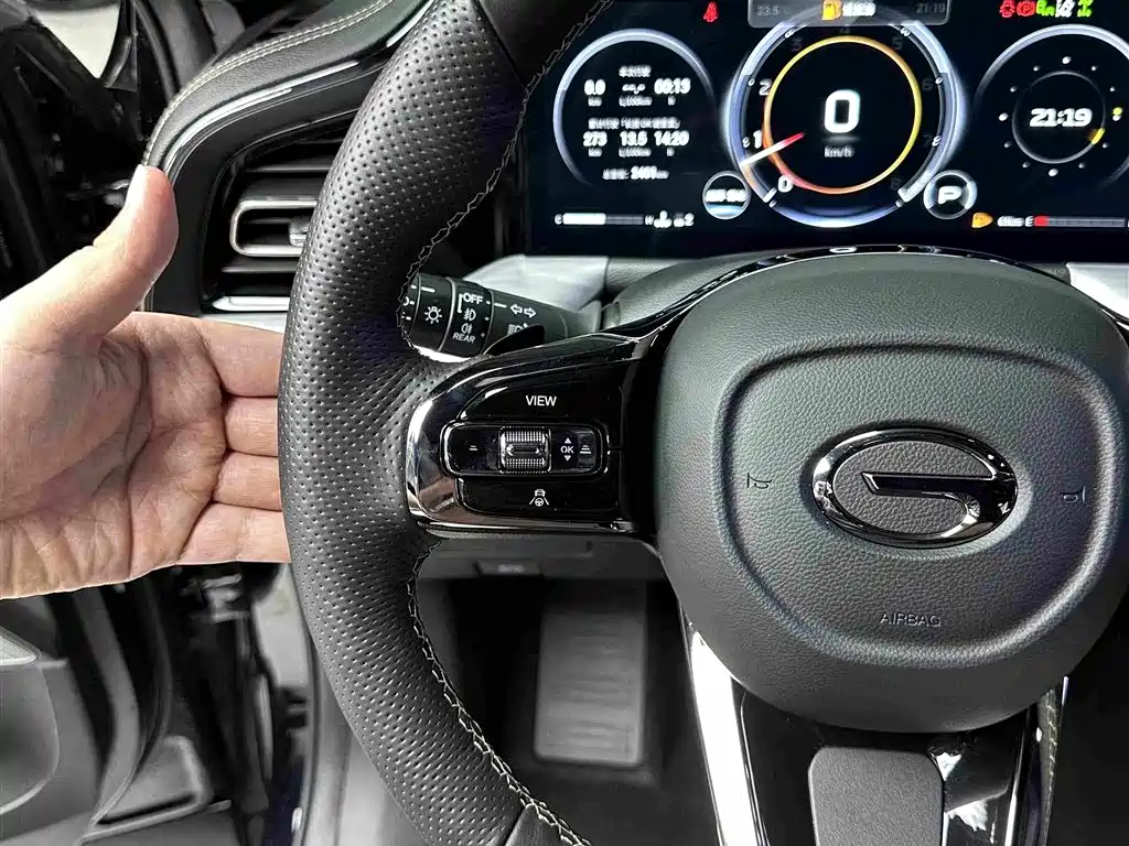 GAC Motor Trumpchi GS8 — фото 20