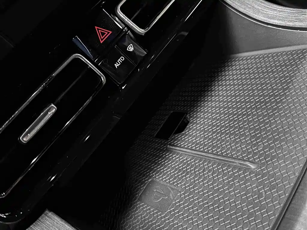 GAC Motor Trumpchi GS8 — фото 26