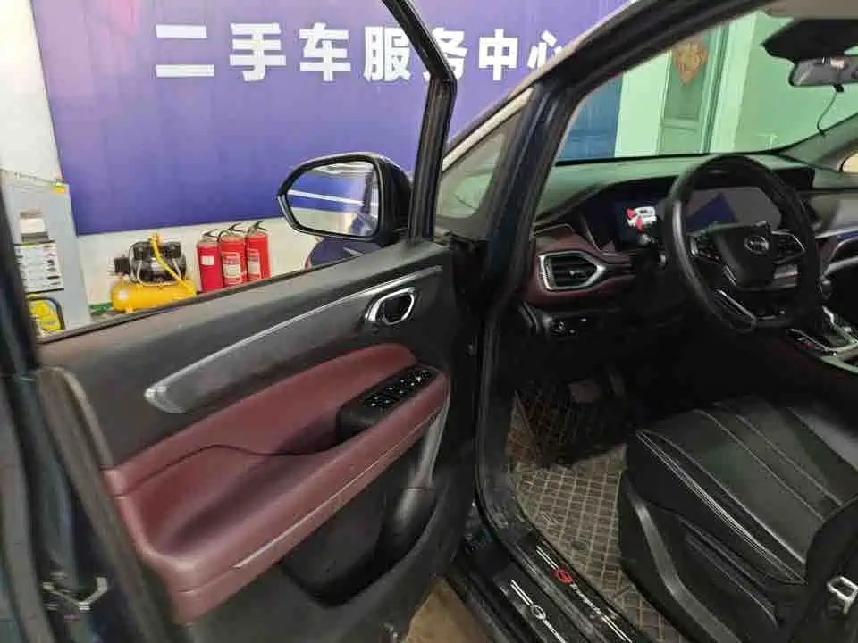 GAC Motor Trumpchi M6 — фото 5