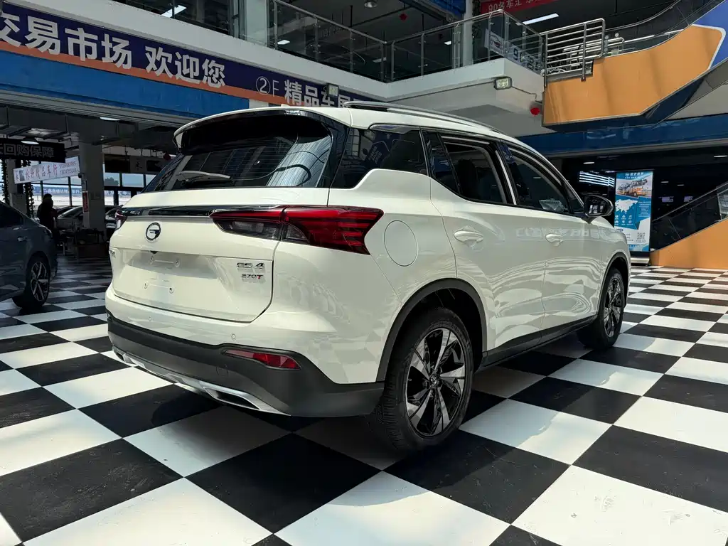 GAC Motor Trumpchi GS4 — фото 18