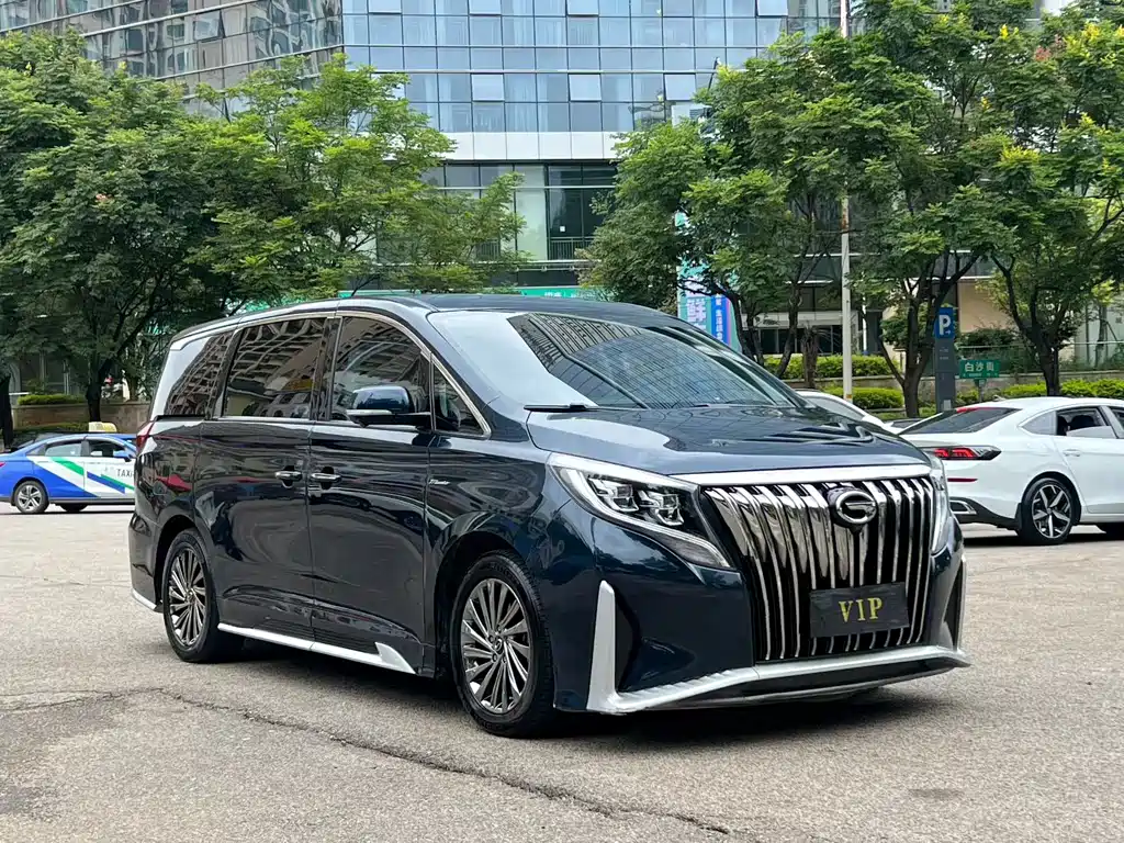 GAC Motor Trumpchi M8 — фото 3