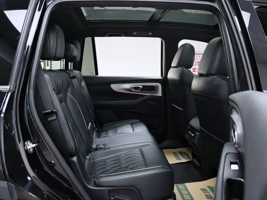GAC Motor Trumpchi GS8 — фото 14