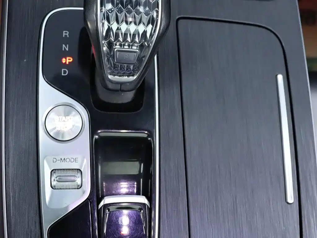 GAC Motor Trumpchi GS8 — фото 20